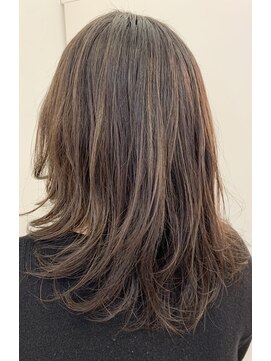 アメイジングヘアー 中沢店(AMAZING HAIR) 【AMAZING HAIR中沢店/安達】ハイライト×ベージュミディ/抜け感