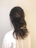 ブロッサム ひばりヶ丘(Blossom) 20代/30代/40代/ルーズアップ/編み下ろし/ヘアアレンジ/編み込み