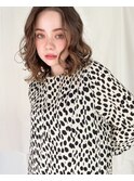 赤みを抑えた大人ブラウンミディアムボブ