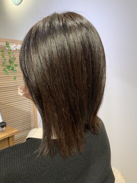 ユーネリー(U-NERY) ミディアムスタイル