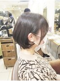 20代～40代小顔ショートボブアッシュブラウン耳掛け