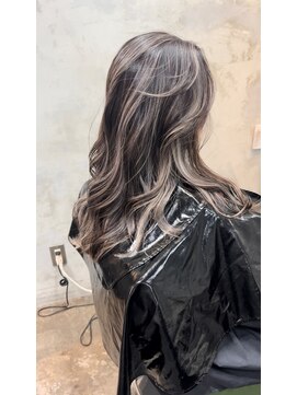 アポロ 横浜駅店(apollo) バレイヤージュハイライトカラーインナーカラーレイヤーカット