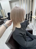 ユウル 横浜(juhl.)&nbsp;ミルクティーベージュ/ウルフカット/ニュアンスカラー/ブリーチ