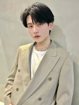 グロー オオミヤ アネックス 大宮(GLROW OMIYA ANNEX) 韓国マッシュ×メンズセンターパート黒髪[大宮]