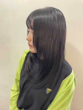 ヘアーアンドメイクアップモパ 顔周りレイヤー