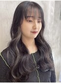 ロングレイヤーダブルカラーインナーカラーシルバーグレージュ