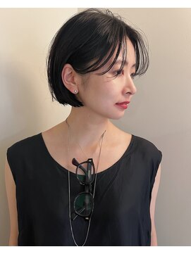 ユー(yew) 丸みショートボブ