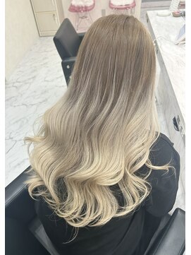 ミニョン(mignon) 韓国/ダブルカラー/ブリーチ/ピンク/学割U24/新越谷/南越谷/草加