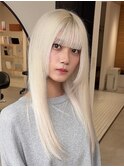 【ホワイトブロンド×ストレートロング】