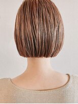 ナシーム 久留米(Naseem)&nbsp;ハイトーン切りっぱなしボブ