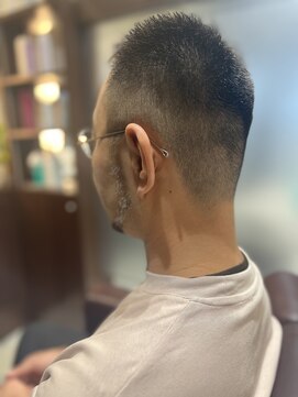 バーバーバー 千葉(BARBER-BAR) ボウズ風ベリーショート 【千葉駅徒歩3分】