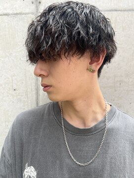 イズ(iss) 波巻きスパイラルパーマ