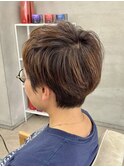 白髪ぼかしハイライトブリーチミルクティーベージュ