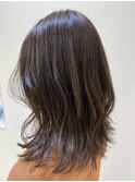 セミロング　外ハネ