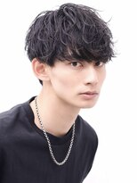 アーリー(Ali'i) ソフトツイストパーマサイドパートマッシュウルフ