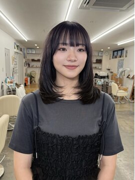 ポール(pole) 札幌ミディアム　伸ばしかけにもオススメ！小顔レイヤー