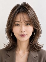 サーカス バイ ビュートリアム 青山(CIRCUS by BEAUTRIUM)&nbsp;朝ラクくびれミディアムレイヤー ハイライトカラー 表参道 30代