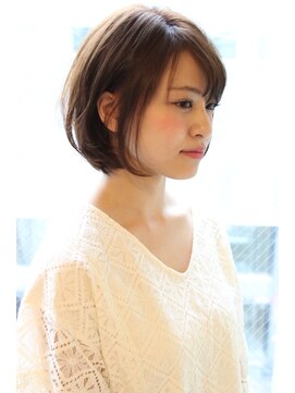 レウナ 外苑前(Reuna) 大人可愛いリラックスボブ【外苑前・青山・表参道】