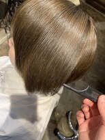 アドール(ADOR)&nbsp;ミルキーベージュ【渡仲 柊人】