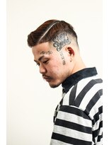 メリケンバーバーショップ フクオカ(MERICAN BARBERSHOP FUK)&nbsp;かき上げヘアショートレイアーくせ毛風パーマコンマヘアb10