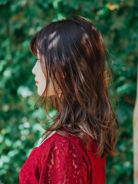 ヘアアンドリラクゼーション シャッセ(Hair&Relaxation SASE) ゆるラフミディ