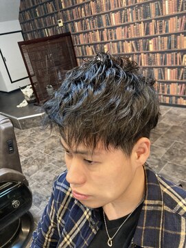 バーバーショップゾン(barber shop ZoN) ツイストスパイラル緩め