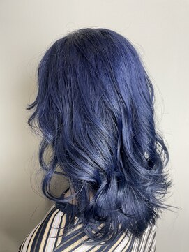 ヘアサロンエムフィス 池袋東口(HAIR SALON M Fe's) 【blue×gray】