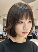 大人ショートボブショートカットココアアッシュくびれミディ