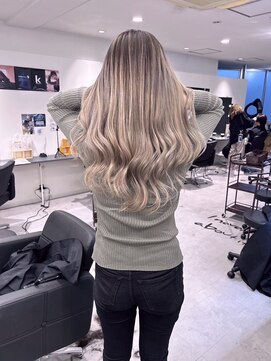 キング(K!ng) 【枚方、樟葉】髪質改善カラー