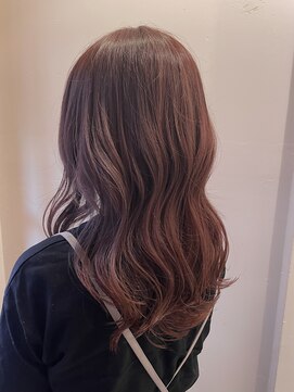 トレパルッキエーレ(tre parrucchiere) ［-tre-］ピンクブラウン