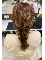 ランズ(LANDS)&nbsp;編みおろし【大阪 梅田 ヘアセット】