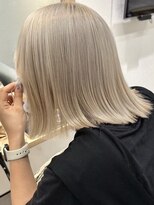 リノショアーズ 日本大通り店(RINOSHORES)&nbsp;20代30代40代ブリーチありなし艶感カラー透明感ナチュラルカラー