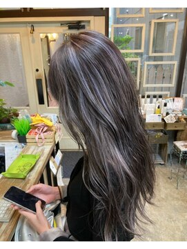 コニ(Coni) ハイライト×ラベンダーカラー