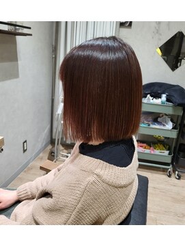 ビアンコ カーロ 戸越公園店(Bianco caro) ワインレッド/チェリーレッド×切りっぱなしボブ×艶髪