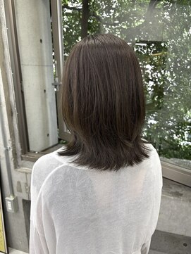 ディジョン(Dijon) 韓国顔まわりレイヤーカットグレージュオリーブベージュブラウン