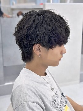 イーラ(era) シャドウパーマ　パーマ/メンズ/刈り上げ/眉毛/ツイスト