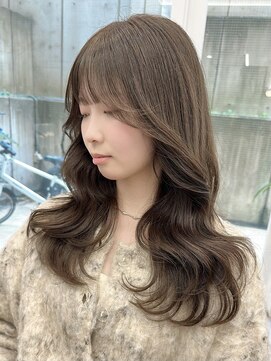 プラチナ(PLATINA) レイヤーカット顔まわり前髪セミロング20代30代40代