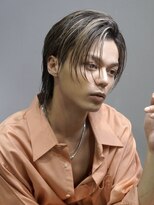 ゴールド 渋谷神南(GOALD)&nbsp;センターパート　ニュアンスパーマ　毛流れ　ジェントルショート