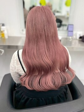 エクラバイナチュラル(eclat by Natural) 甘さ控えめモーヴピンク/圧倒的なまとまり髪/上品レイヤーロング