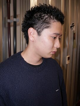 メリケンバーバーショップ トーキョー(MERICAN BARBERSHOP TYO) メンズスパイキーエッジナードアクティブルーズパーマショート