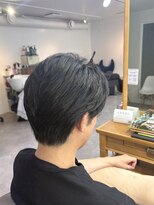 凪の旅先 フェザーパーマ風カット