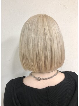 ライブトレア(LIVE TOREA) ホワイトブロンド