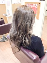 ティエス ジール 成瀬店(TS ZEAL) ラテカラー