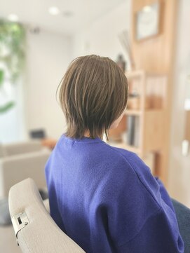 ツナグ(TSUNAGU) 切りっぱなしレイヤーボブ×オリーブグレージュ