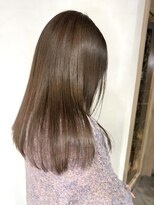 カーム(calm)&nbsp;イメチェン/ホワイトブロンド/外ハネボブ/美髪/ショートボブ