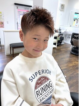 バーバー ダブル(BARBER W)の写真/【若江岩田駅4分】キッズ～大人男性まで幅広い年齢層に合わせたスタイル提案でON/OFFどちらもカッコよく♪
