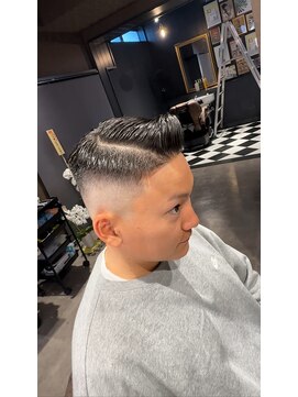 ビスタッグ(VISTAG) フェード×サイドパート