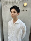 スペインカールスパイキーショートブルーブラックフェザーパーマ