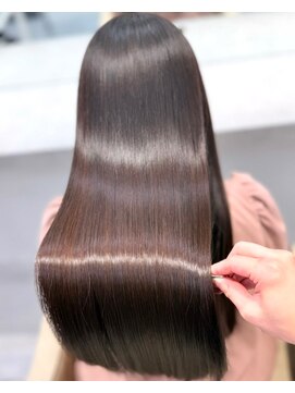 美髪縮毛矯正［髪質改善/酸性ストレート/20代30代40代50代］