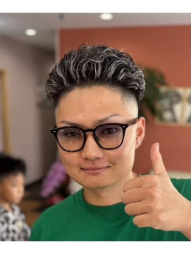 ピシャッとニ代目銀二郎 ホワイトメッシュスタイル